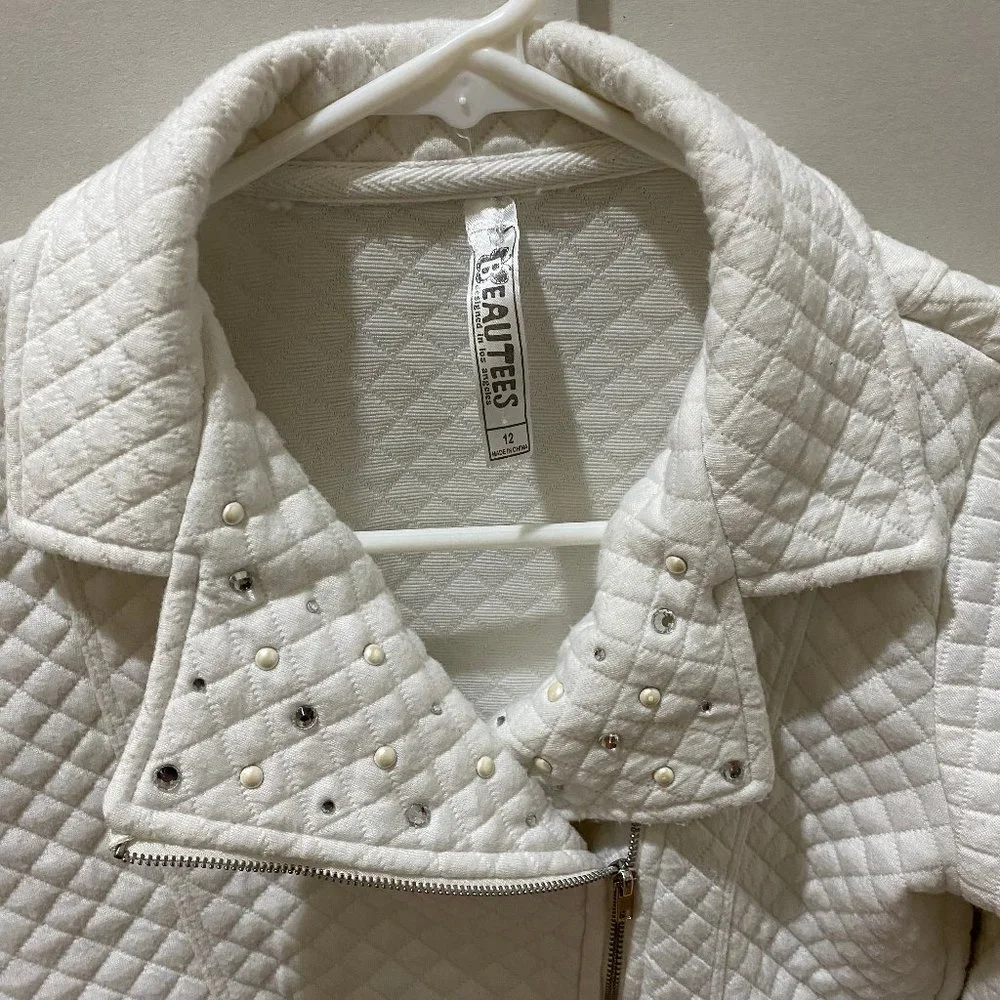 Beauties studded zip- up crop jacket